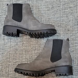DLG | Chelsea Ankle Boots